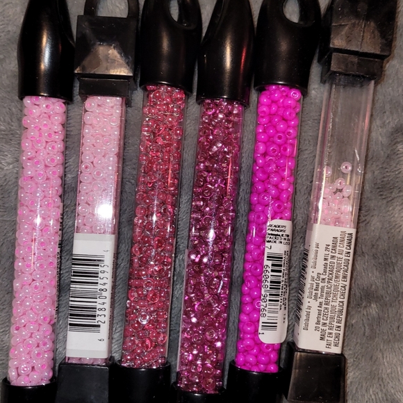 Seed beads, assorted colors. Over 50 tubes. - Picture 3 of 11